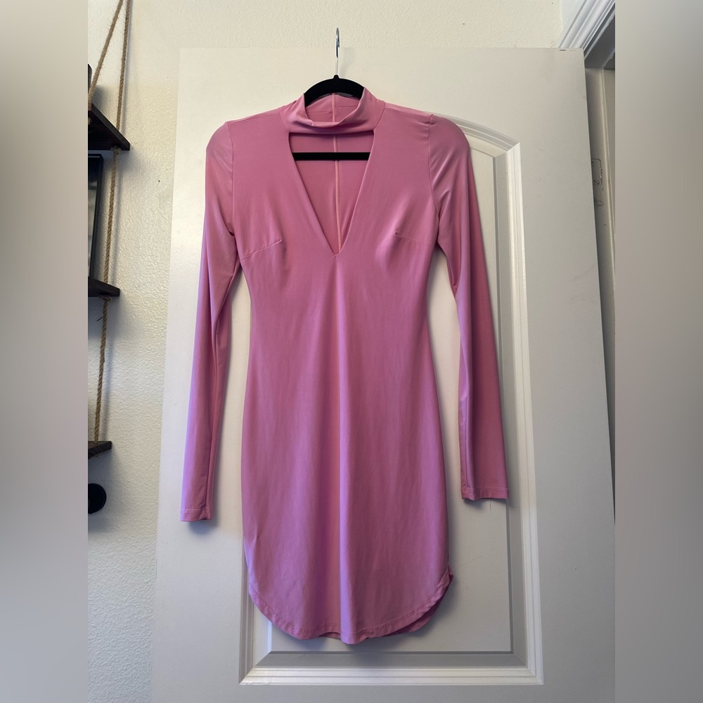 Elegant Pink Long Sleeve Dress